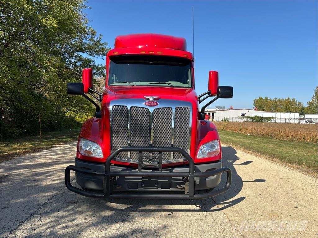 Peterbilt 579 Andere Fahrzeuge