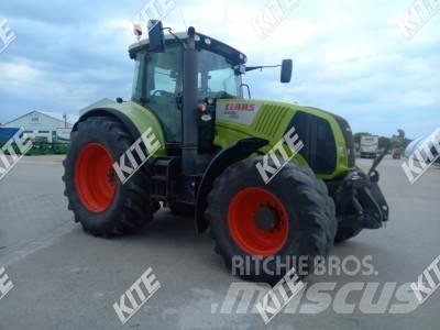 CLAAS Axion 820 Traktoren
