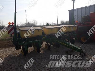 John Deere 1755 Drillmaschinenkombination