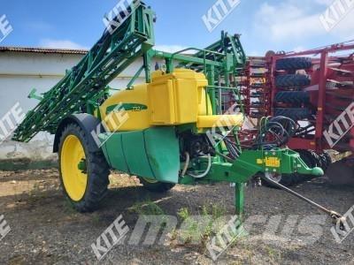 John Deere 732I/27M Anhängespritzen