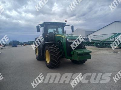 John Deere 8370R Traktoren