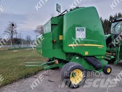 John Deere 854 Rundballenpressen