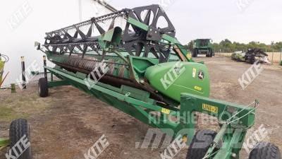 John Deere S670 Mähdrescher