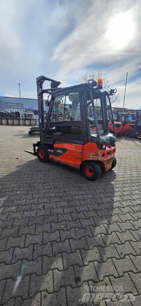 Linde E 25 L-01 Elektrostapler