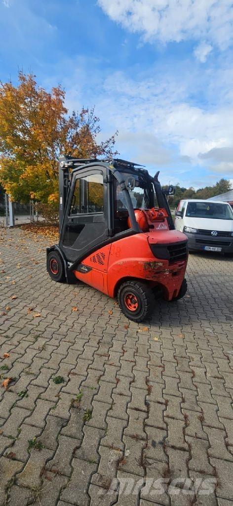 Linde H 30 T-02 Gasstapler