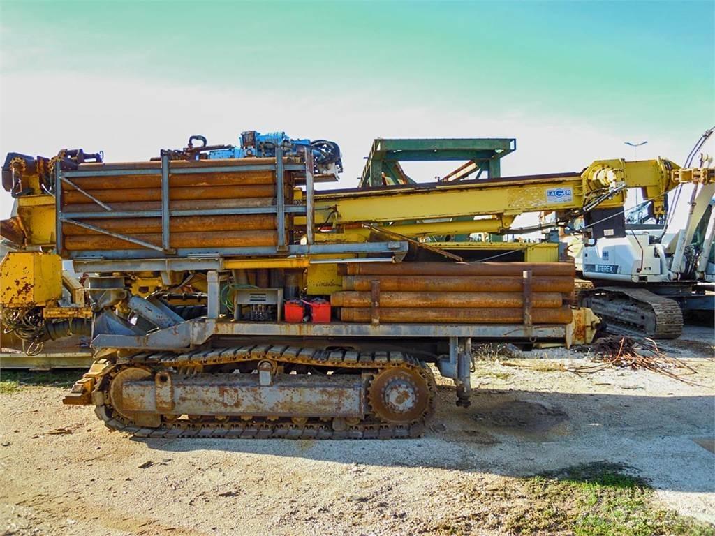 Atlas Copco Mustang 13-F3 Oberflächenbohrgeräte