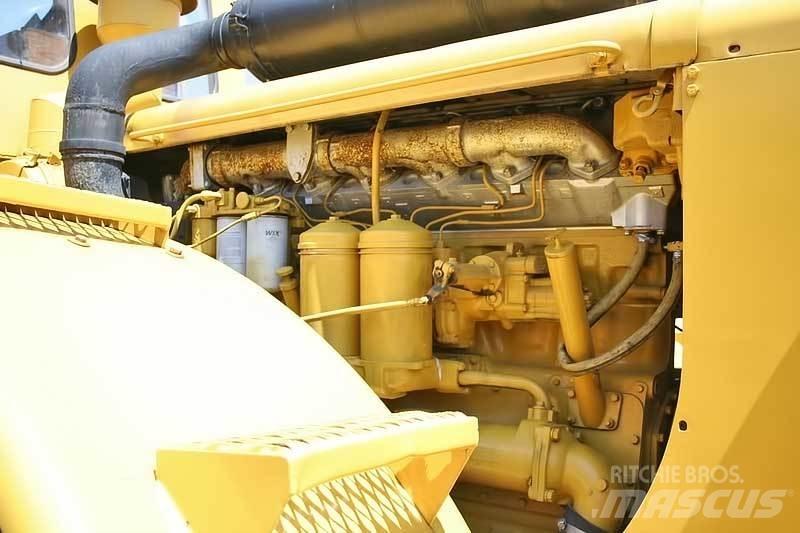 CAT 824B Raddozer