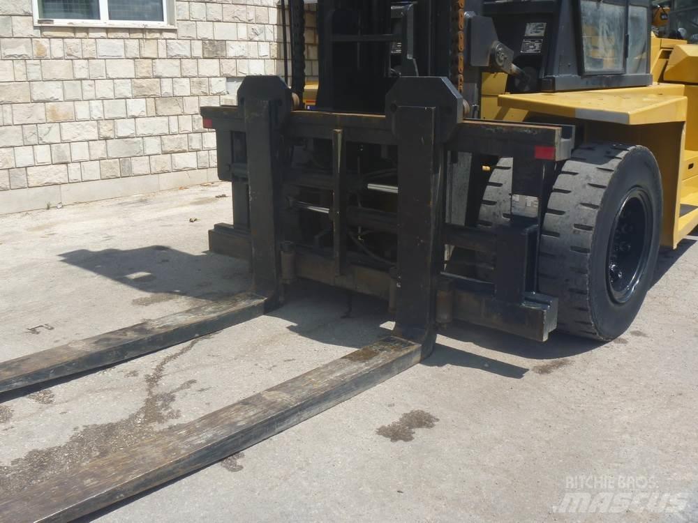 CAT DP150 Dieselstapler