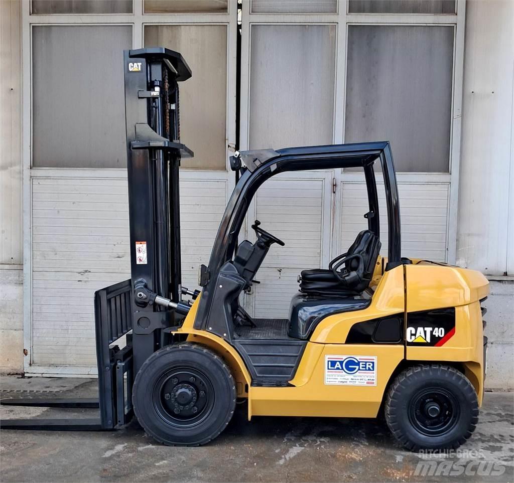CAT DP40NT Dieselstapler