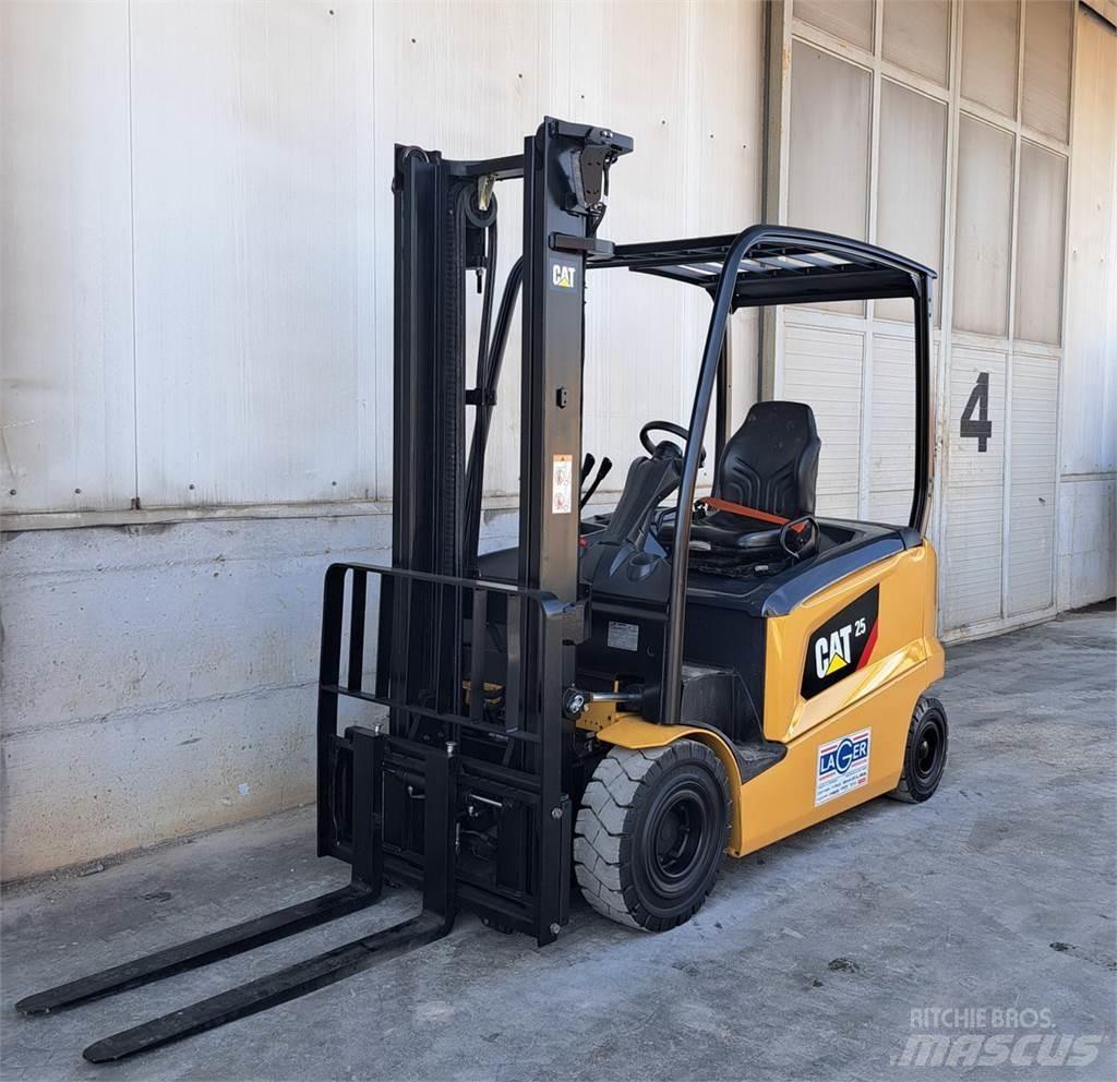 CAT EP25N Elektrostapler