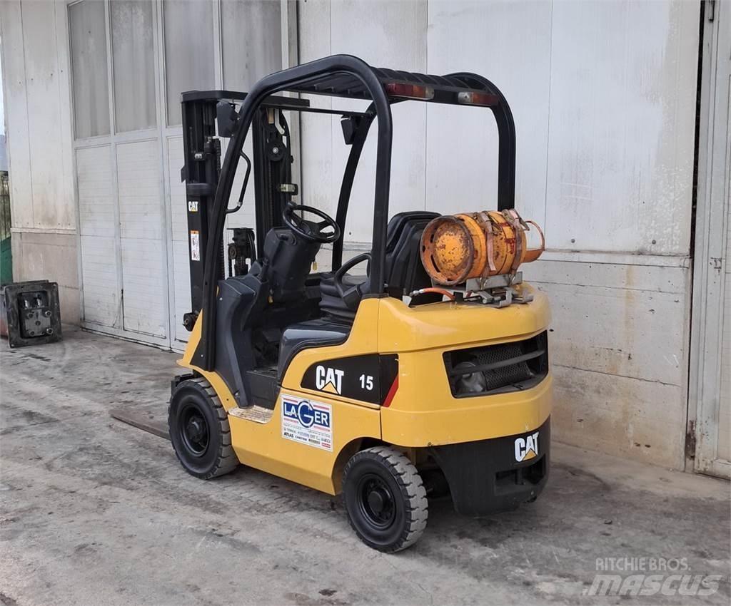 CAT GP15N Gasstapler