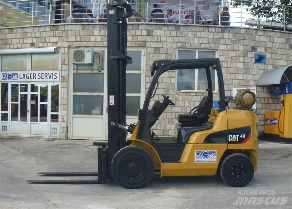 CAT GP40N Gasstapler