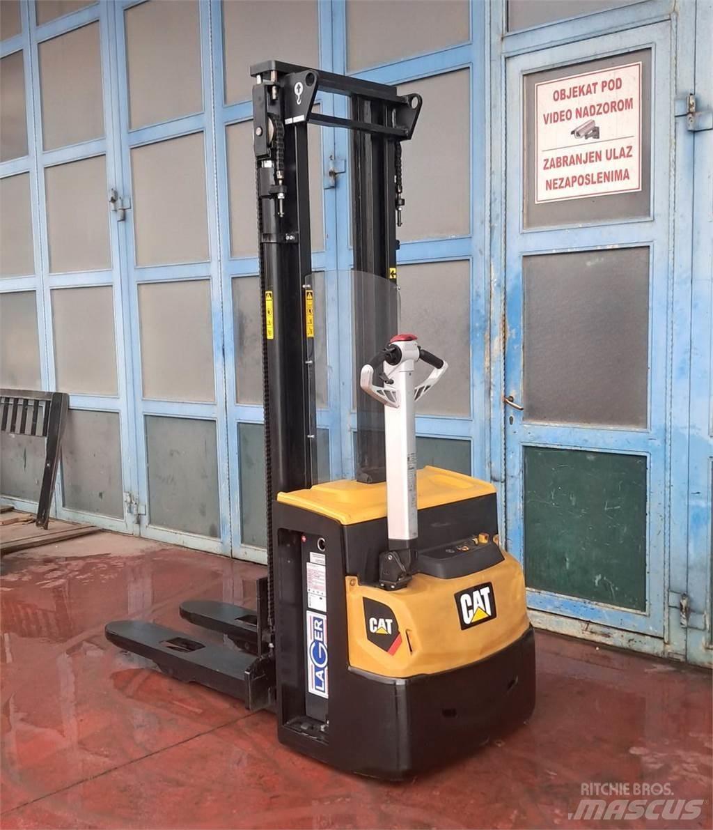 CAT NSP12N2 Niedergabelstapler