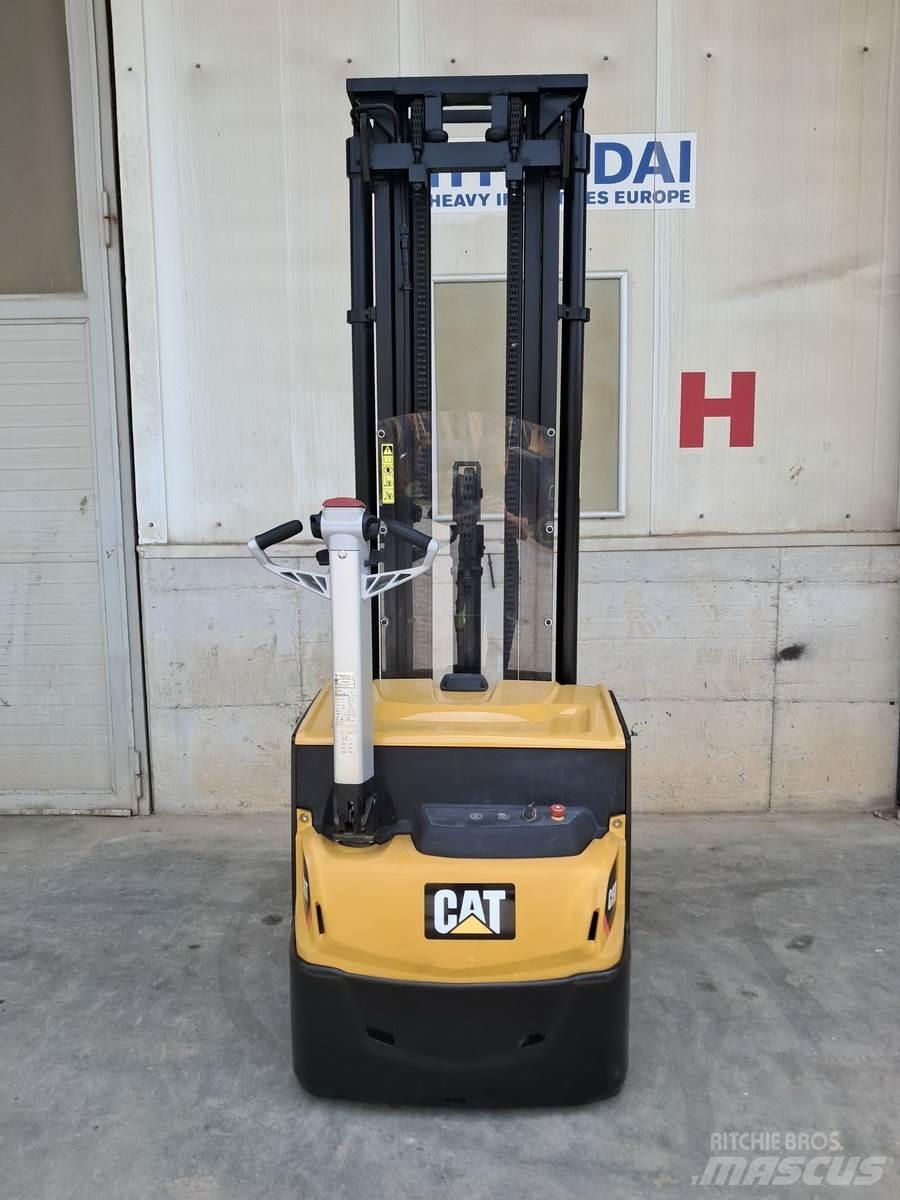 CAT NSP16N2 Niedergabelstapler