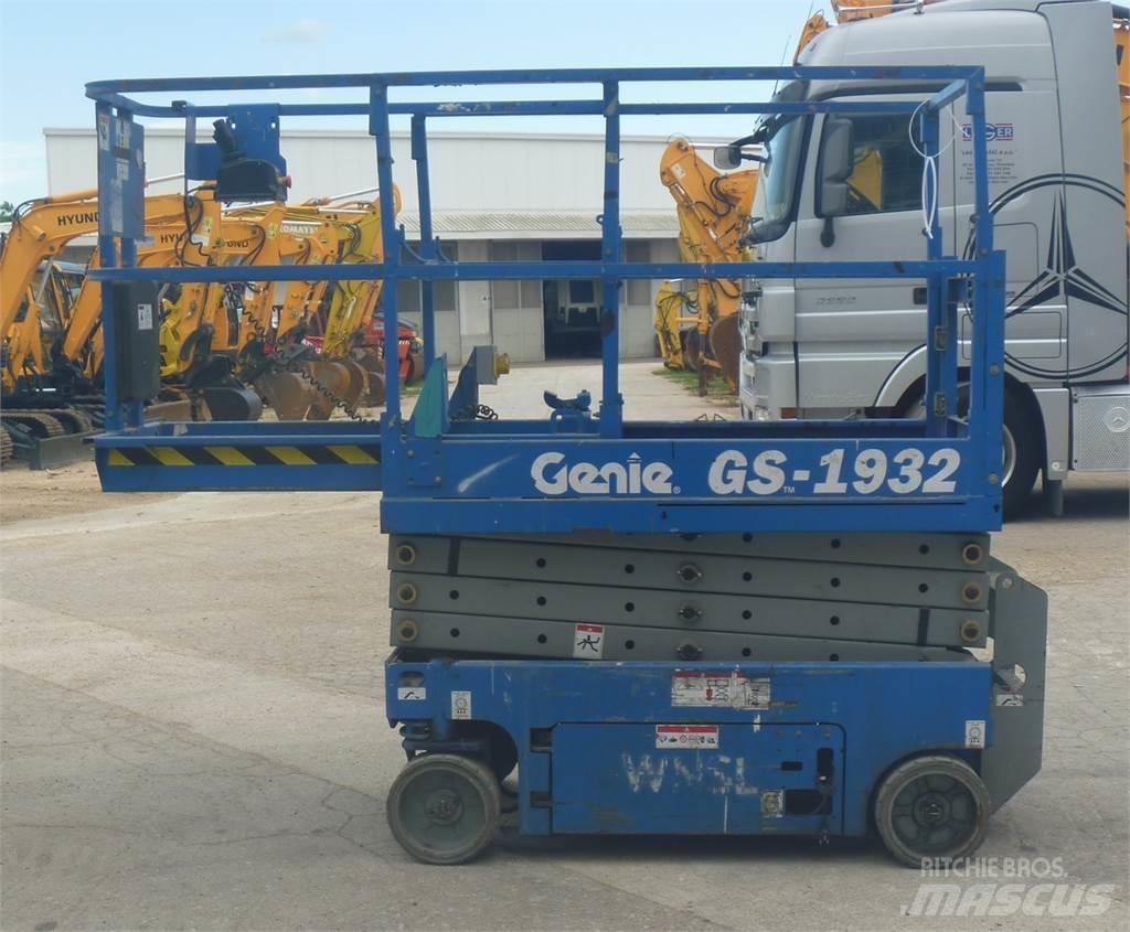 Genie GS 1932 Gelenkteleskoparbeitsbühnen