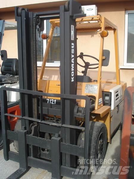 Komatsu FG25L-7 Andere Gabelstapler