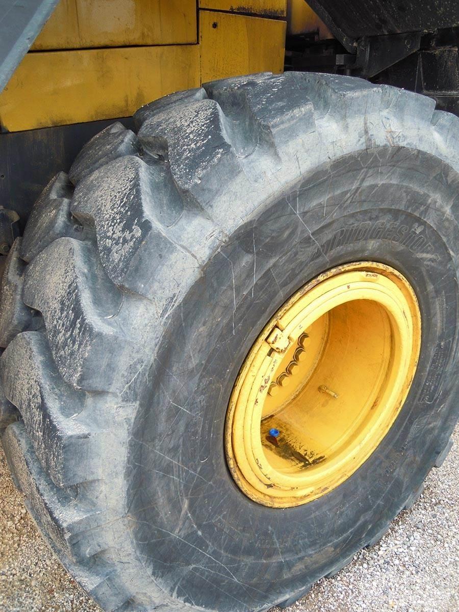 Komatsu WA430- 6E0 Radlader