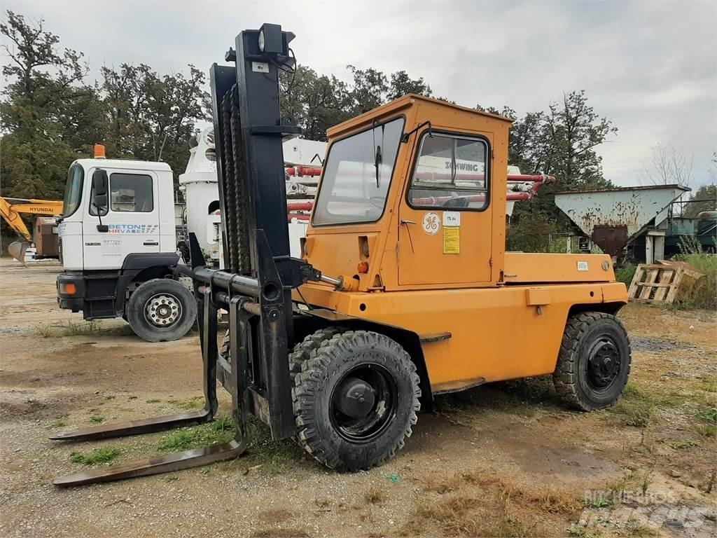 Litostroj V8 Dieselstapler
