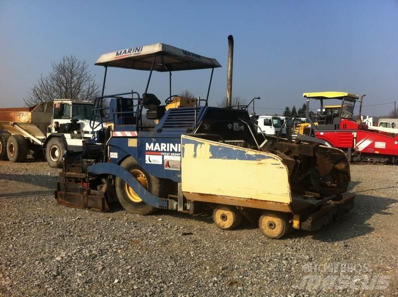 Marini MF691 Strassenfertiger