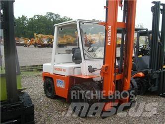 Nissan 40 Dieselstapler
