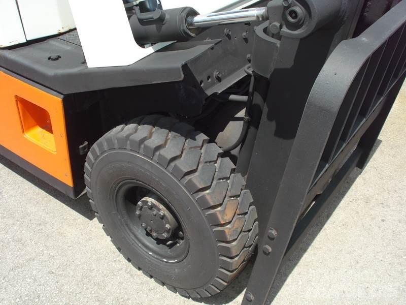 Nissan H01A15 Gasstapler