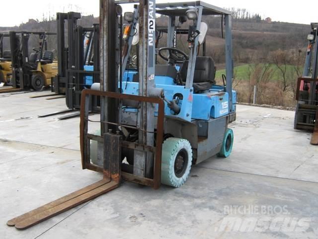 Nissan NJ01A15 Gasstapler