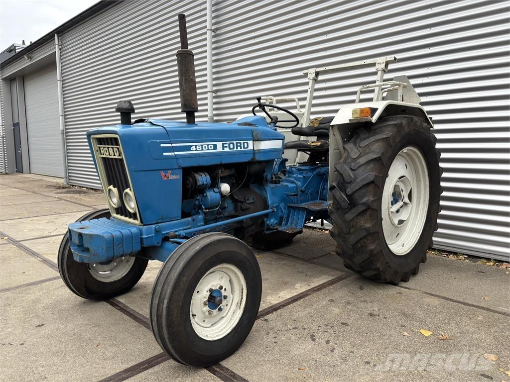Ford 4600 Traktoren