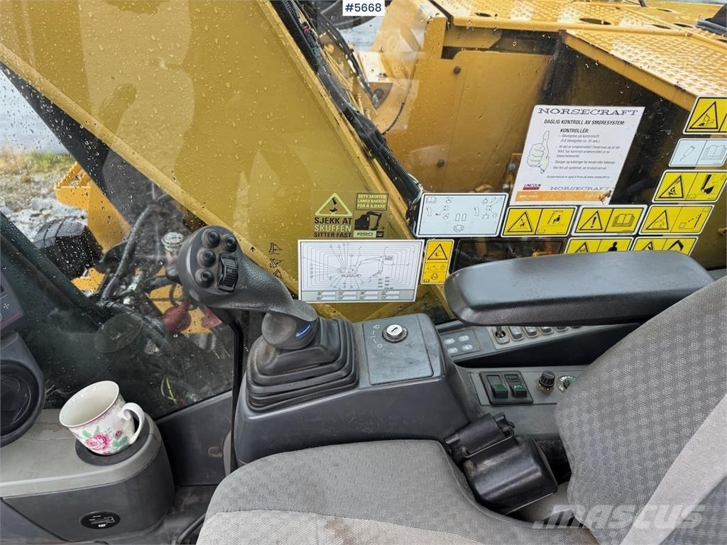 CAT 311F LRR Raupenbagger
