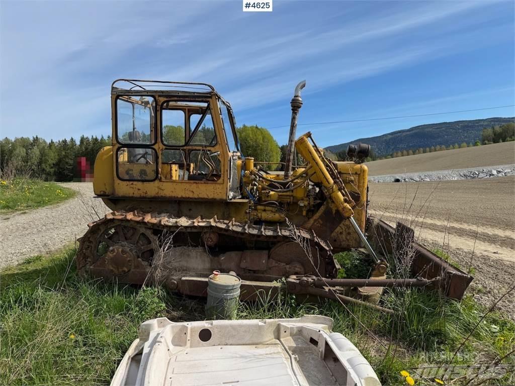 CAT D4C Bulldozer