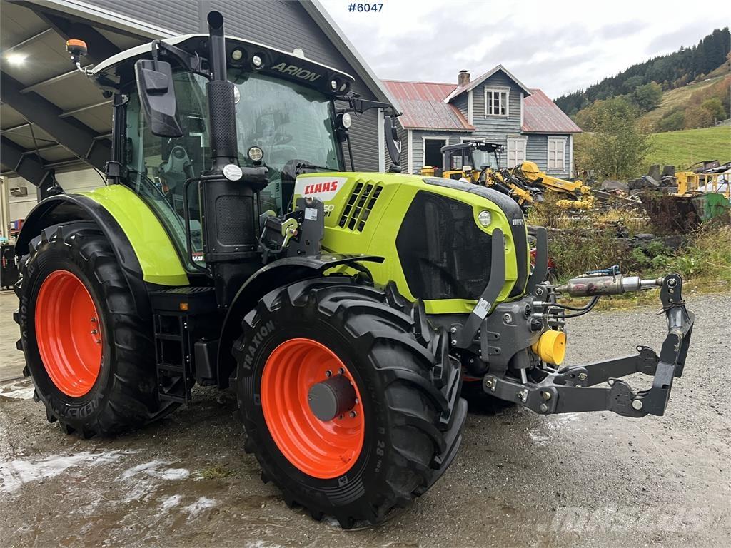 CLAAS 550 Traktoren
