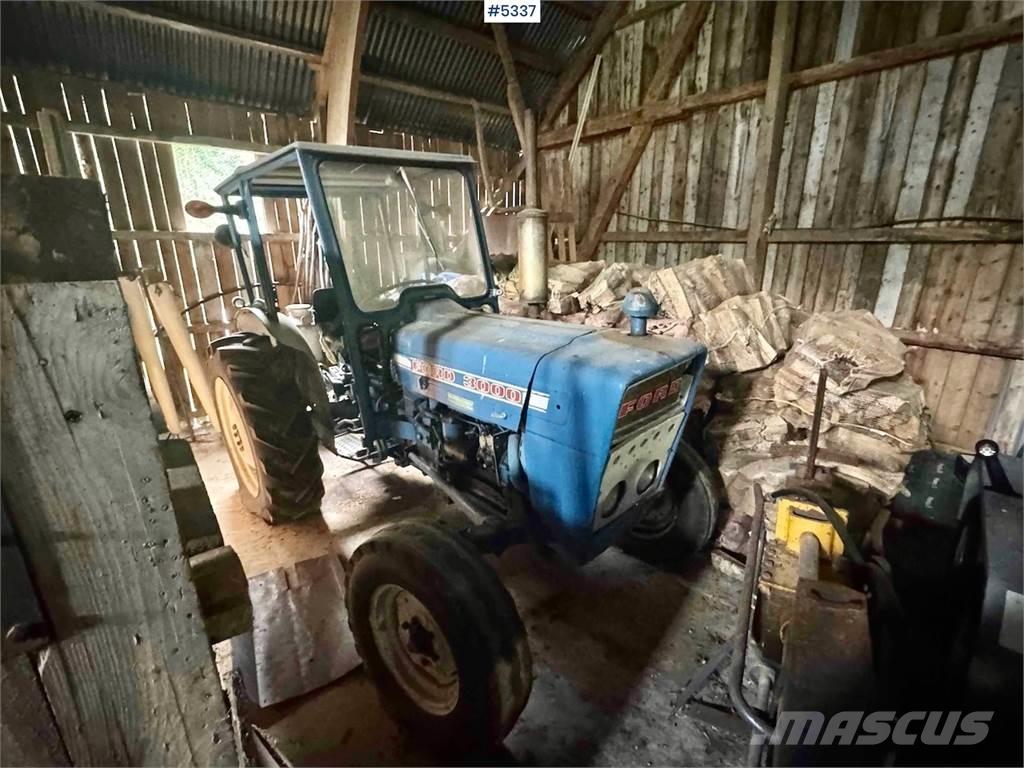 Ford 3000 Traktoren