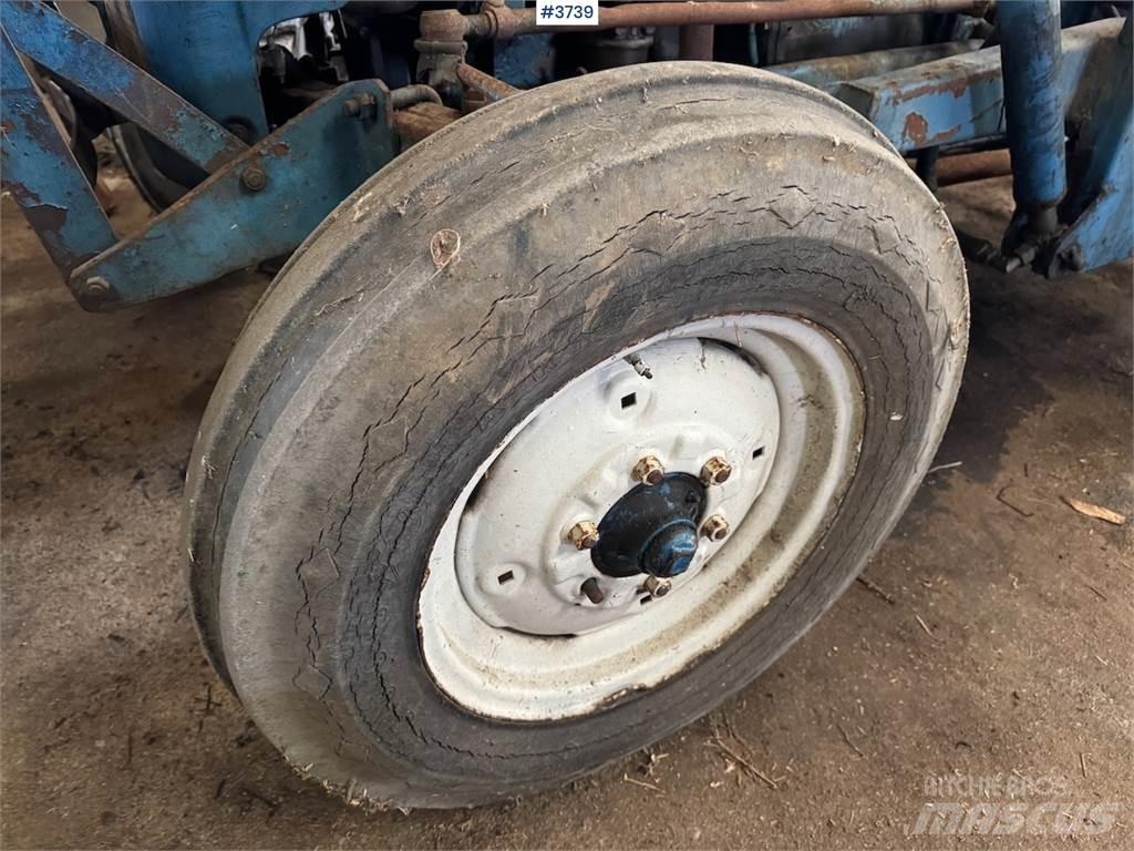 Ford Super Dexta Traktoren