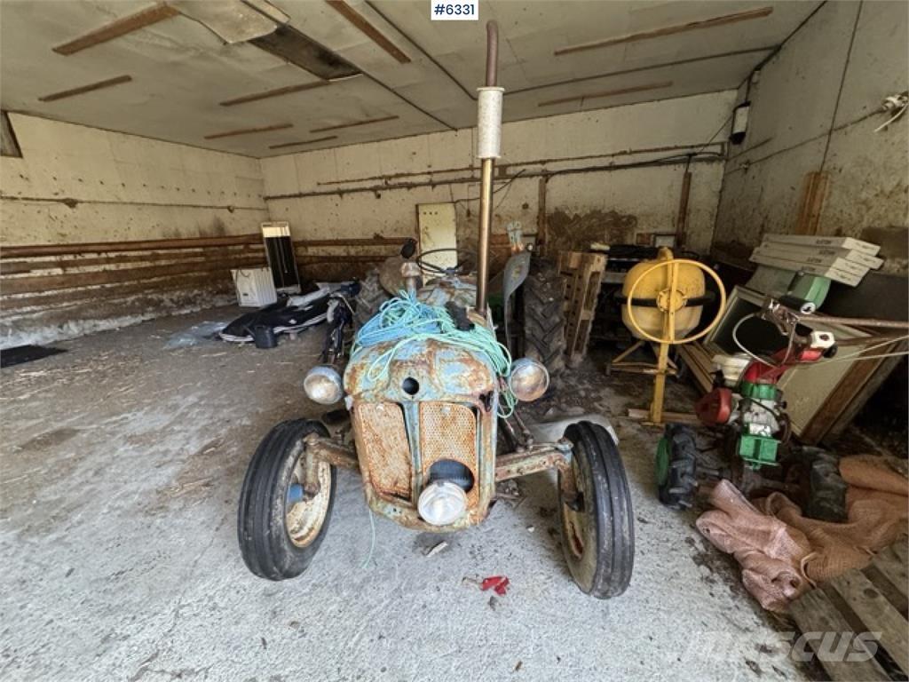 Fordson Dexta Traktoren
