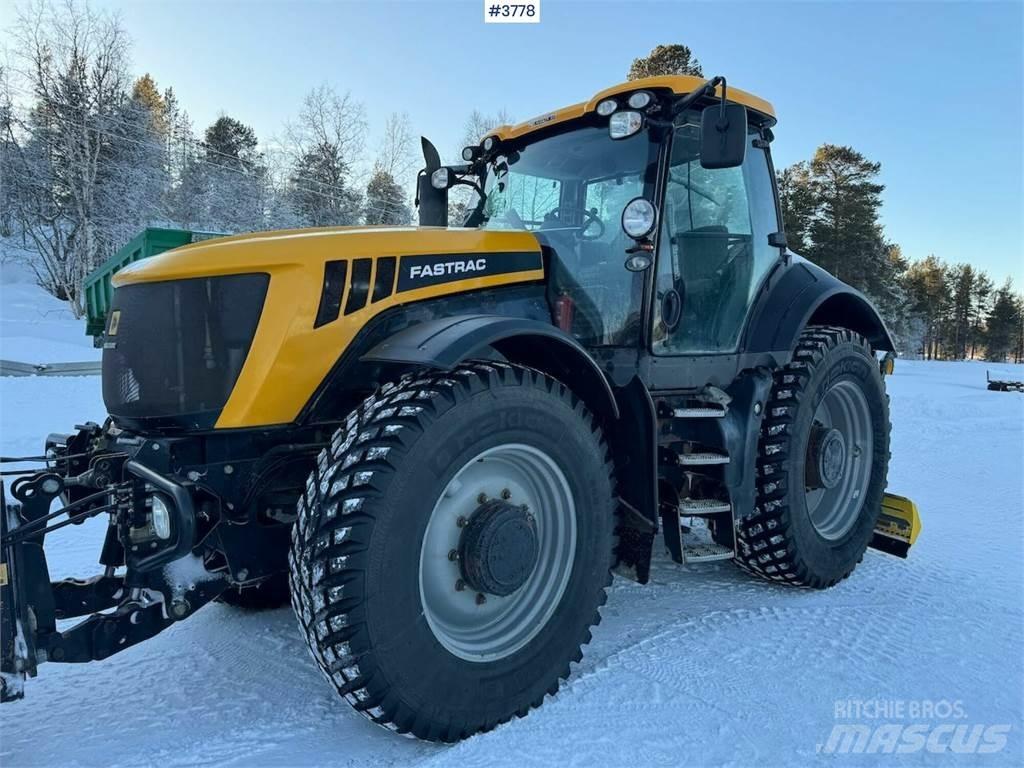 JCB Fastrac 8250 Traktoren