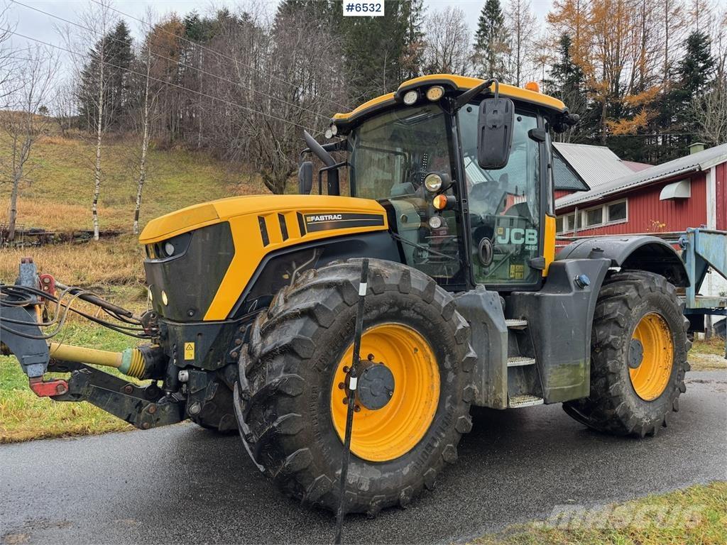 JCB Fastrack 4220 Traktoren