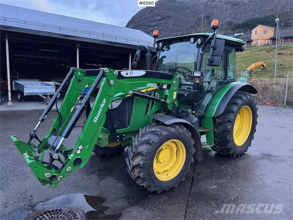 John Deere 5100M Traktoren