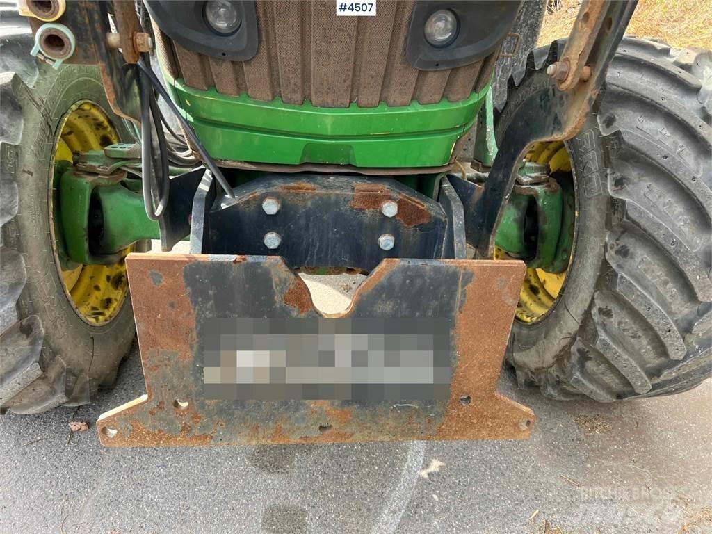 John Deere 6140R Traktoren