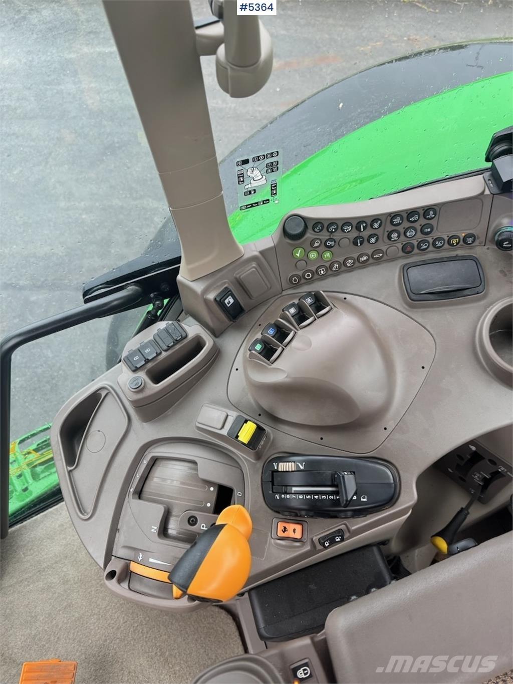 John Deere 6155M Traktoren