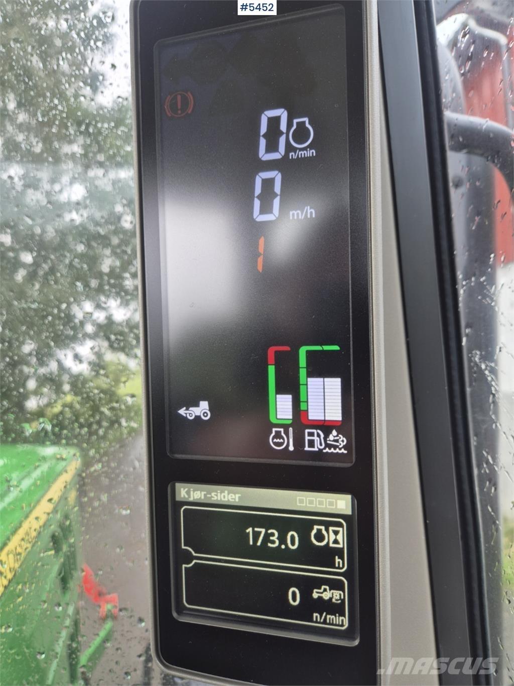 John Deere 6155M Traktoren