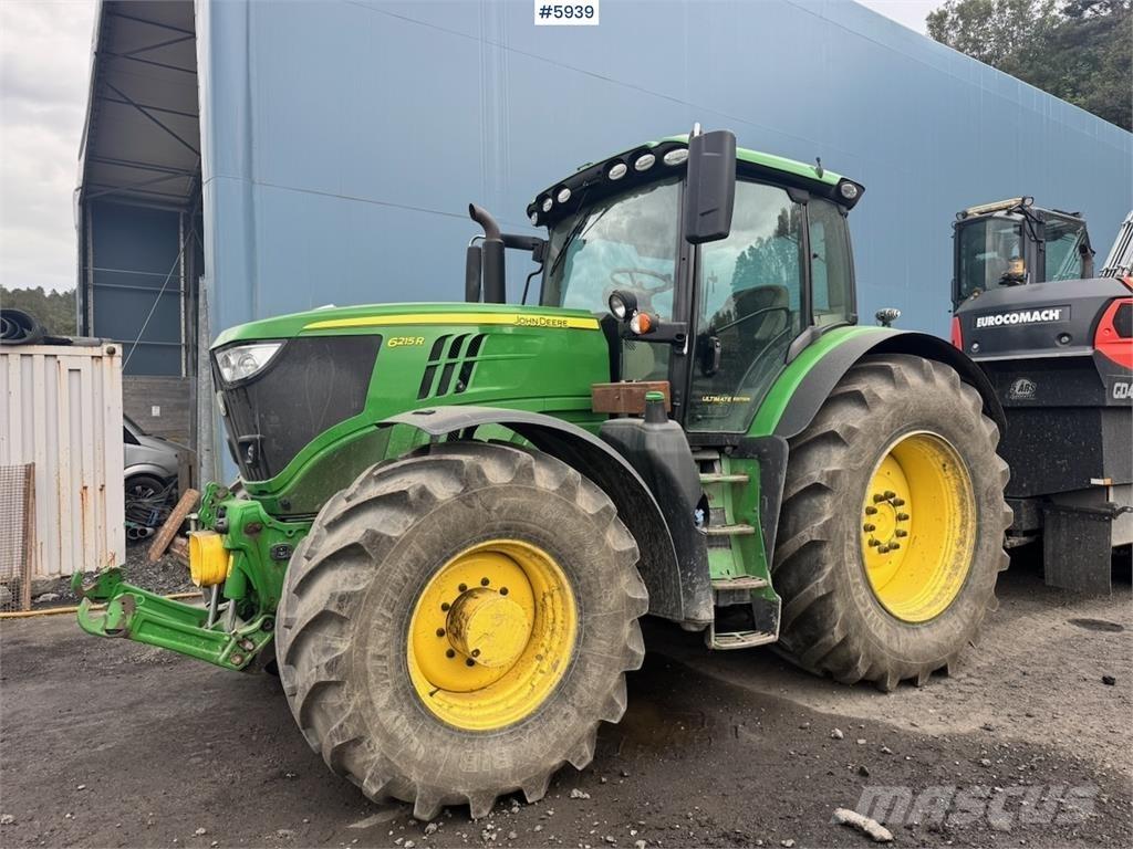John Deere 6215R Traktoren