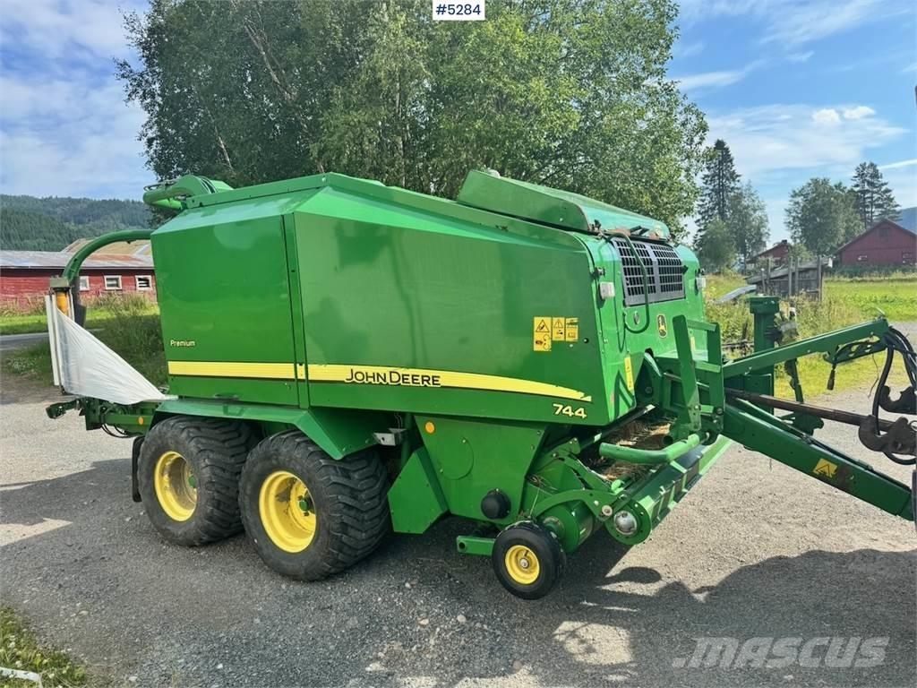 John Deere 744 Sonstige Erntemaschinen