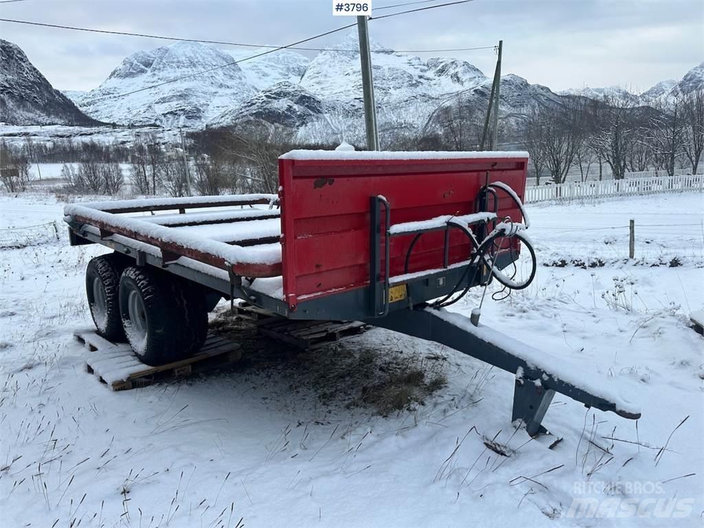 Junkkari J10 Getreideanhänger