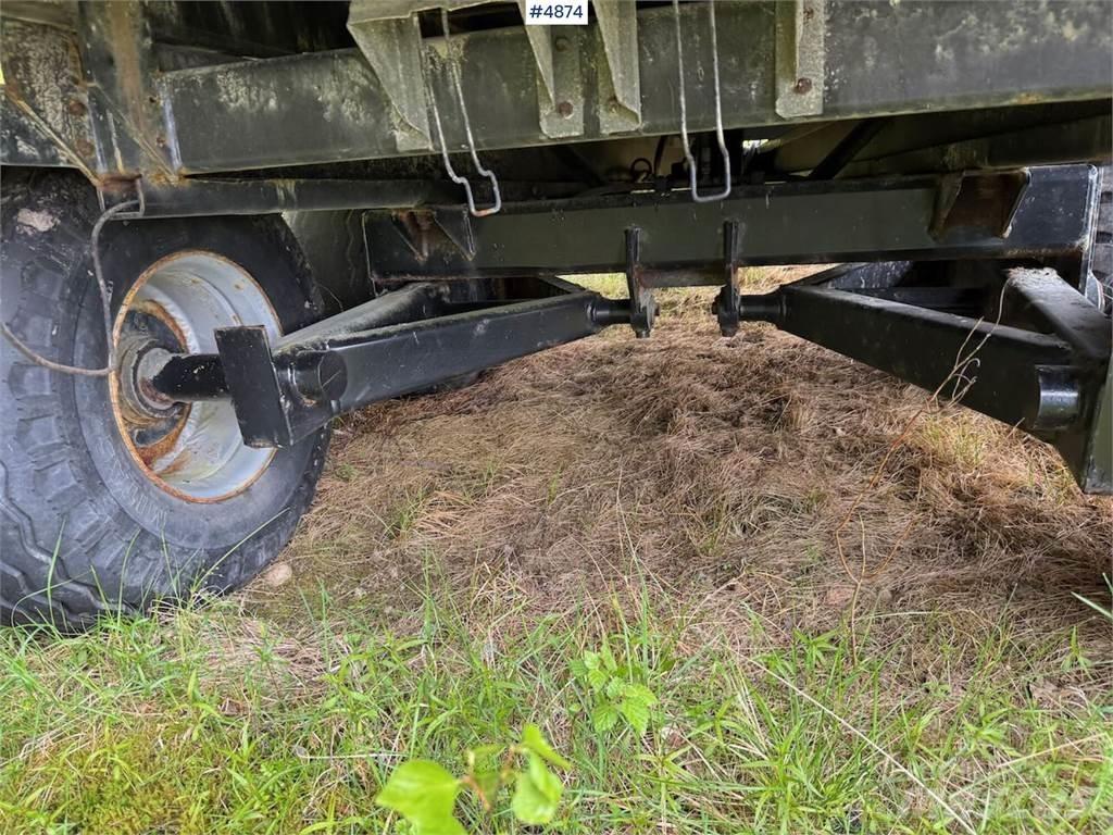 Junkkari J10 Getreideanhänger