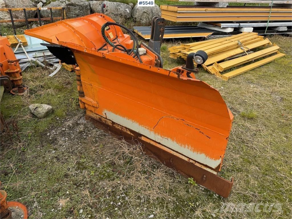 Padagas SSVL 32 Schneeschilde und -pflüge