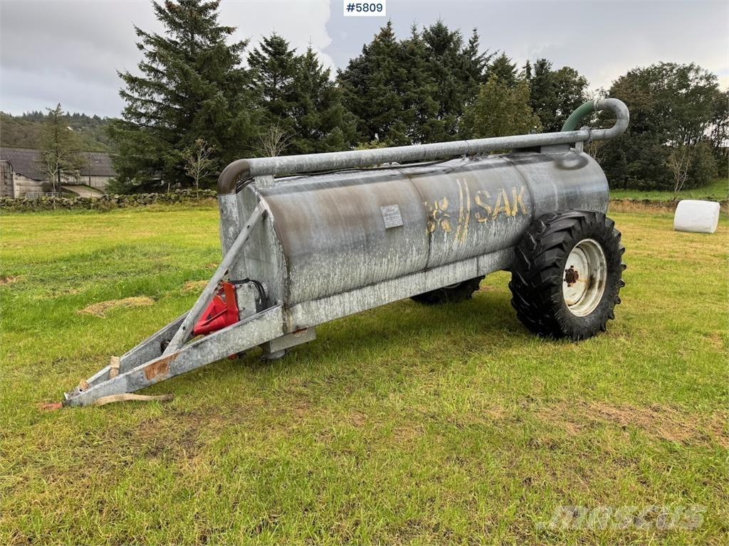 SAK Gjødselvogn Drillmaschinen