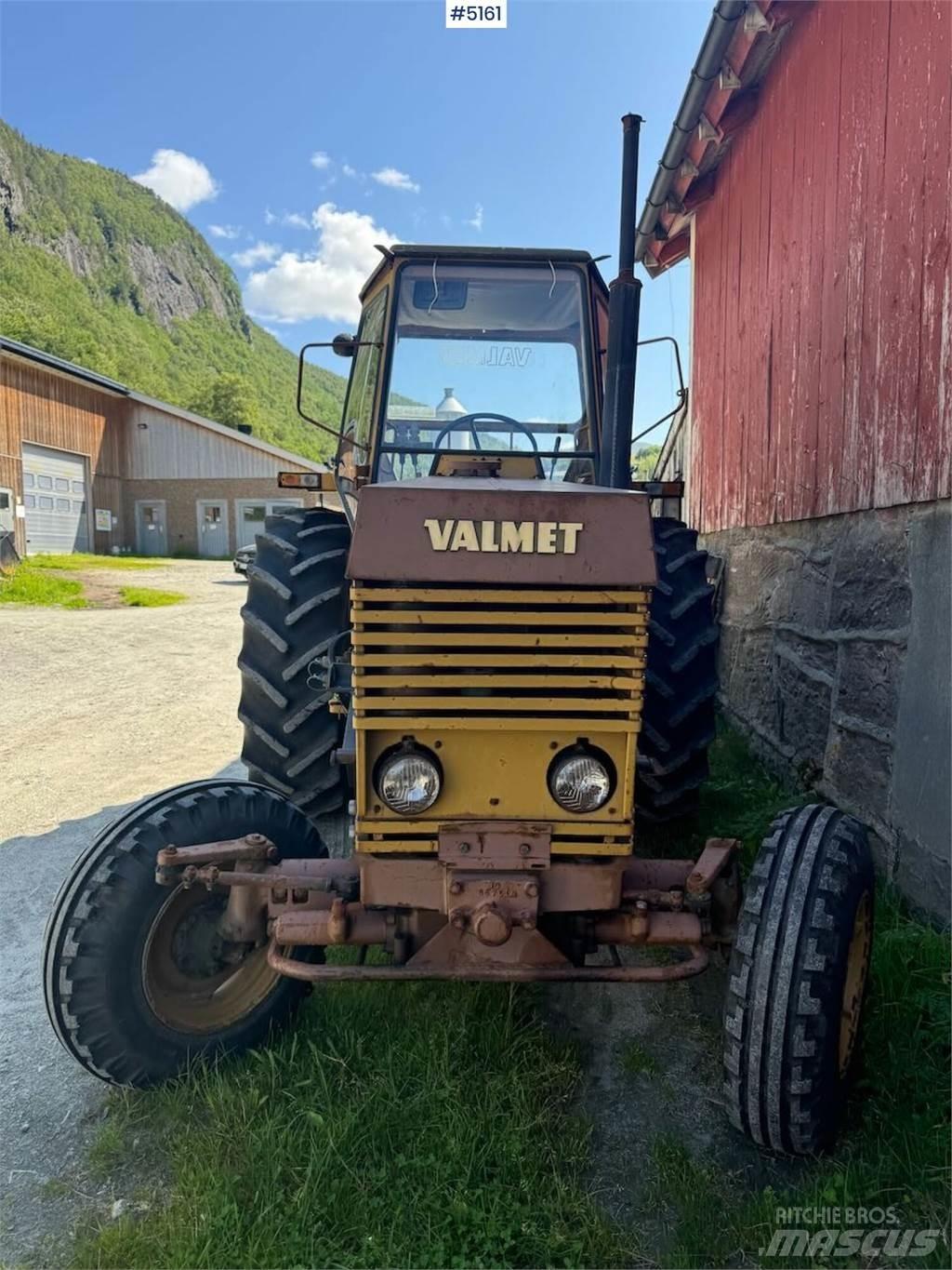 Valmet 702 Traktoren