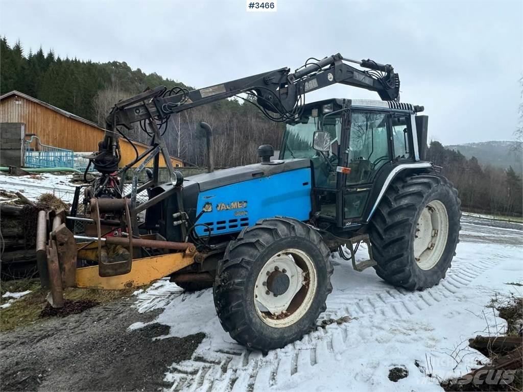 Valmet 8100 Traktoren