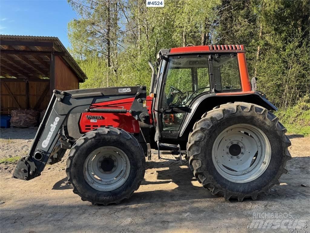 Valtra 6850 Traktoren
