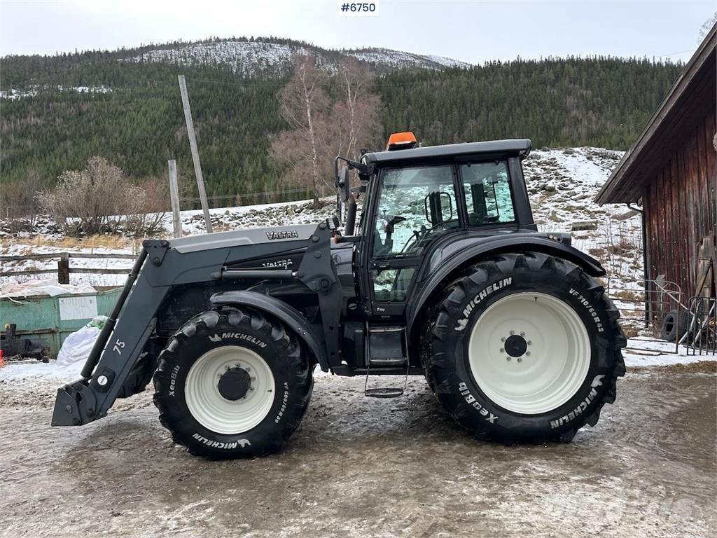 Valtra T190 Traktoren