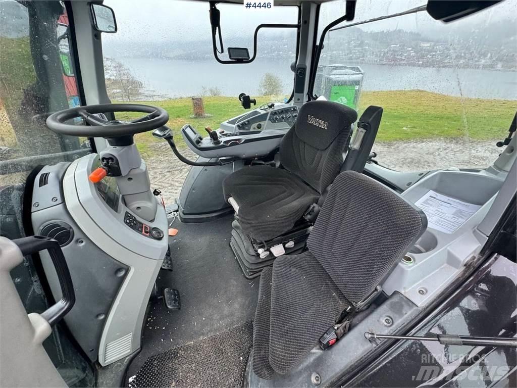 Valtra T234 Traktoren